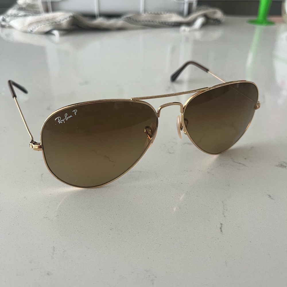 Ray-Ban Polarized Gold Aviator Sunglasses